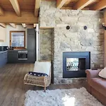 Nivis Apartment